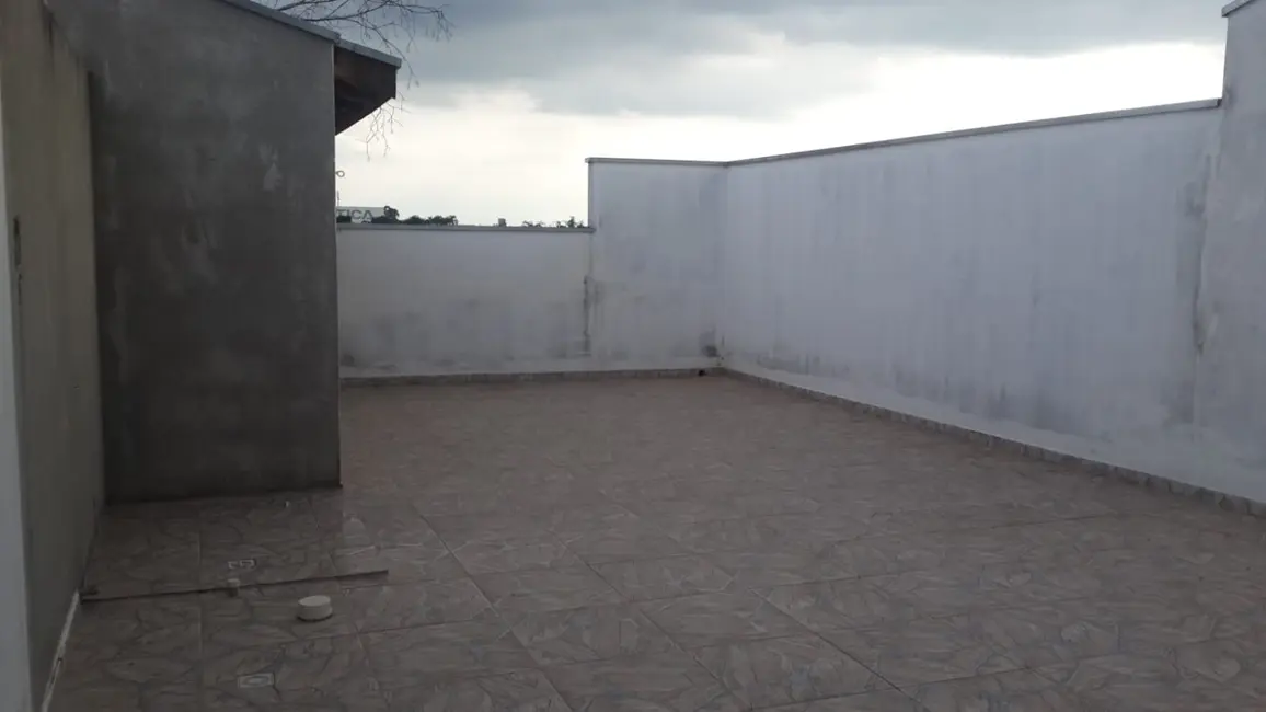 Foto 6 de Casa com 2 quartos à venda, 166m2 em Residencial Estoril, Taubate - SP