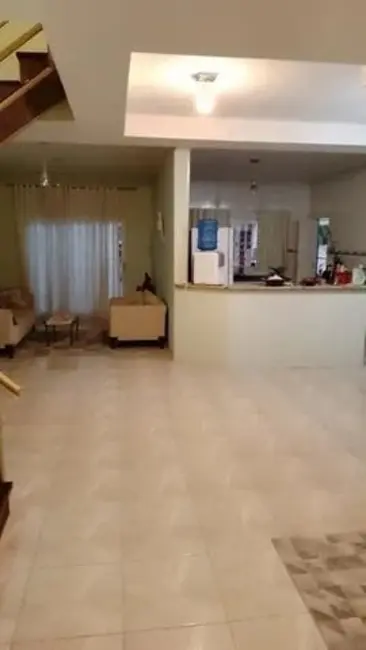 Foto 6 de Casa de Condomínio com 4 quartos à venda, 360m2 em Jardim dos Estados, Taubate - SP