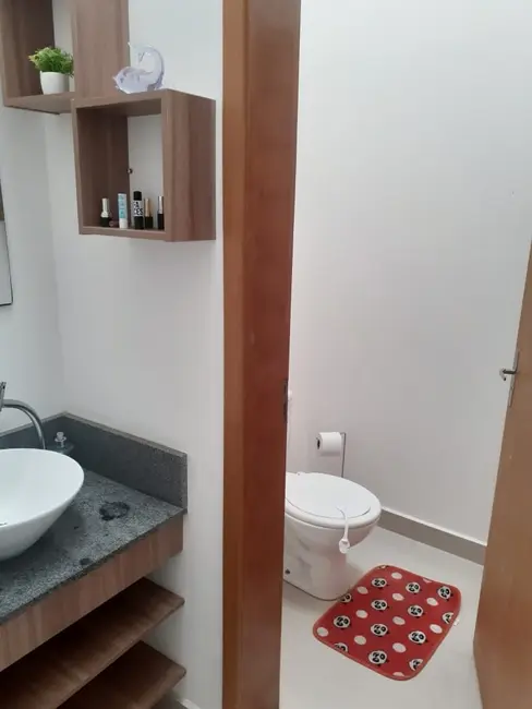 Foto 3 de Casa de Condomínio com 3 quartos à venda, 180m2 em Tremembe - SP
