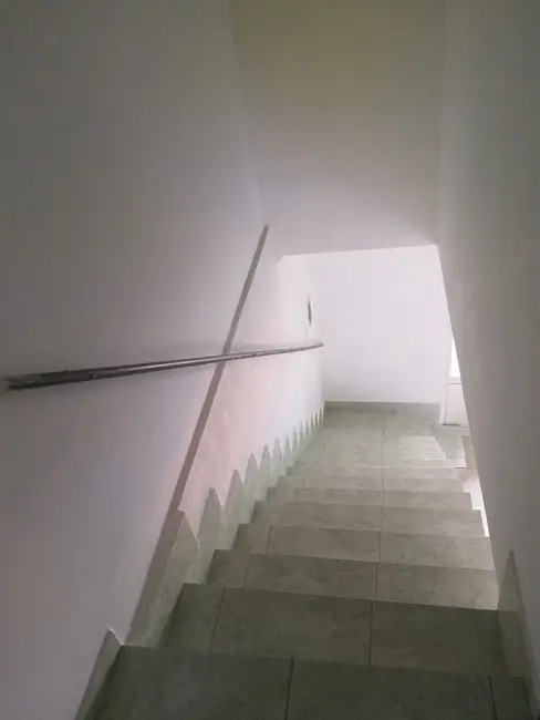 Foto 6 de Sobrado com 3 quartos à venda, 184m2 em Residencial e Comercial Cidade Jardim, Pindamonhangaba - SP