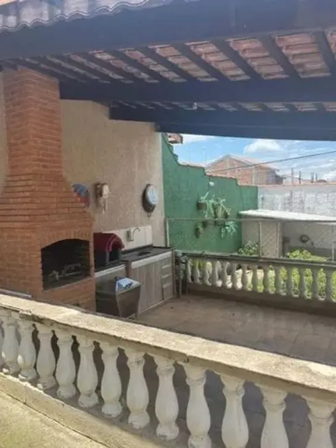 Foto 1 de Sobrado com 2 quartos à venda, 200m2 em Residencial Estoril, Taubate - SP