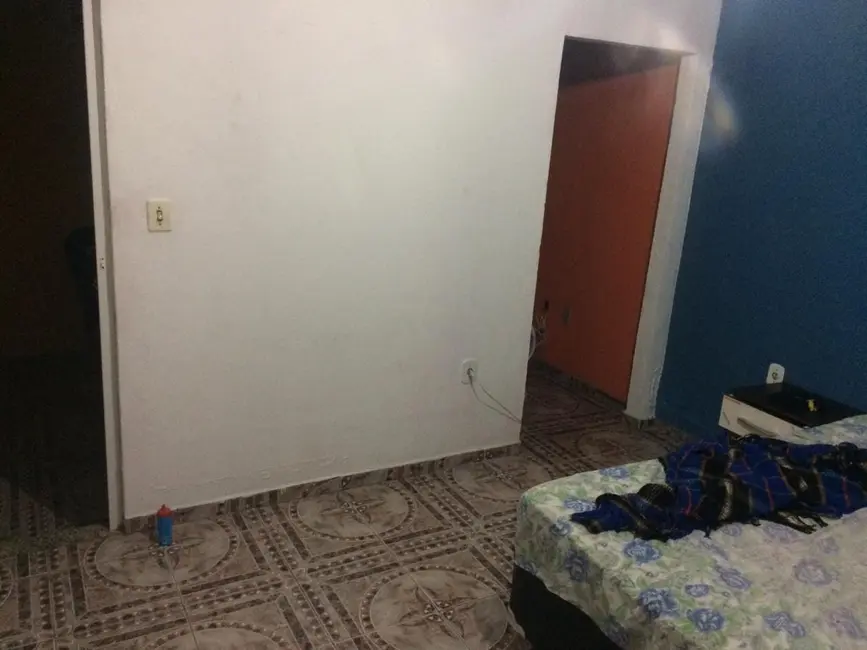 Foto 6 de Casa com 4 quartos à venda, 190m2 em Parque Santo Antônio, Taubate - SP