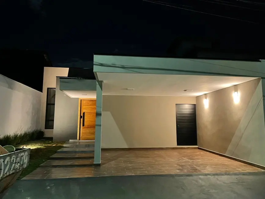 Foto 2 de Casa de Condomínio com 3 quartos à venda, 151m2 em Jardim Independência, Taubate - SP