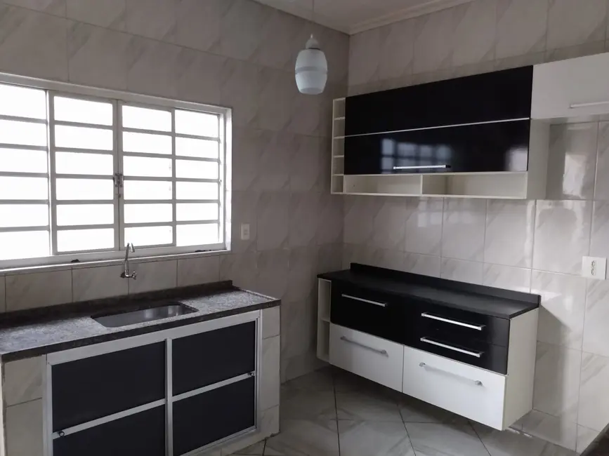 Foto 6 de Casa com 1 quarto à venda, 90m2 em Jardim Santa Luzia, Pindamonhangaba - SP