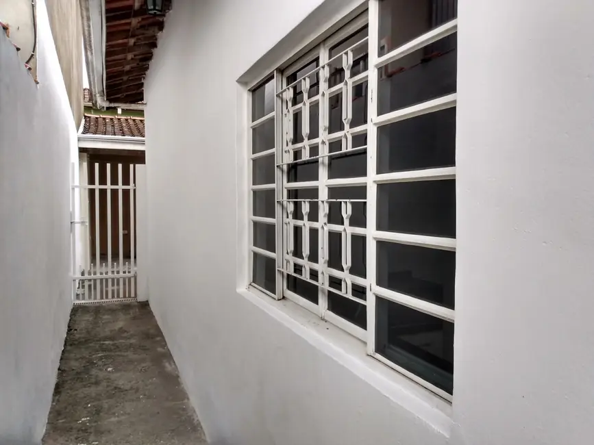 Foto 4 de Casa com 1 quarto à venda, 90m2 em Jardim Santa Luzia, Pindamonhangaba - SP