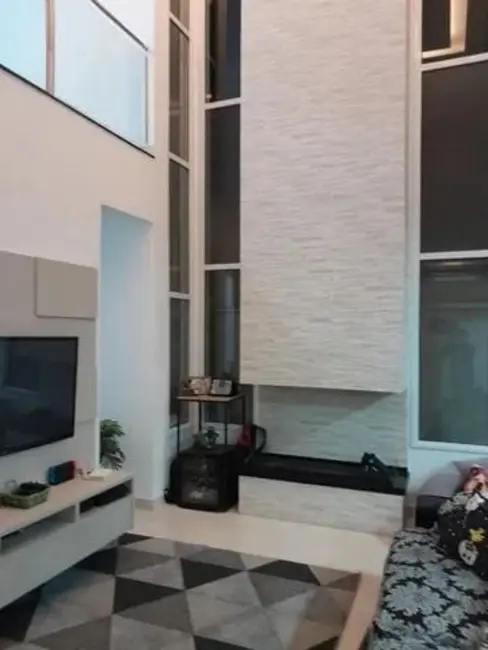 Foto 3 de Casa de Condomínio com 5 quartos à venda, 300m2 em Bairro do Grama, Cacapava - SP