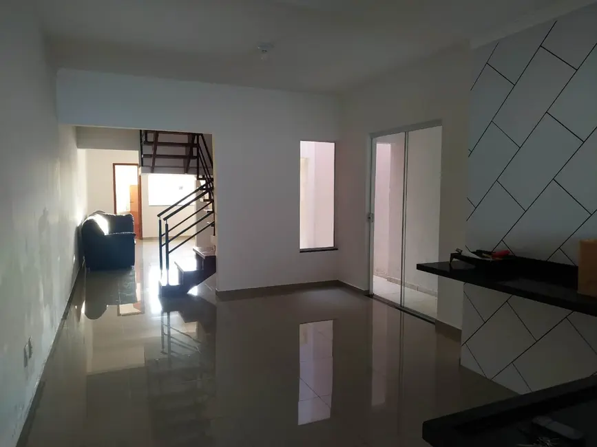 Foto 6 de Sobrado com 3 quartos à venda, 120m2 em Santana, Pindamonhangaba - SP