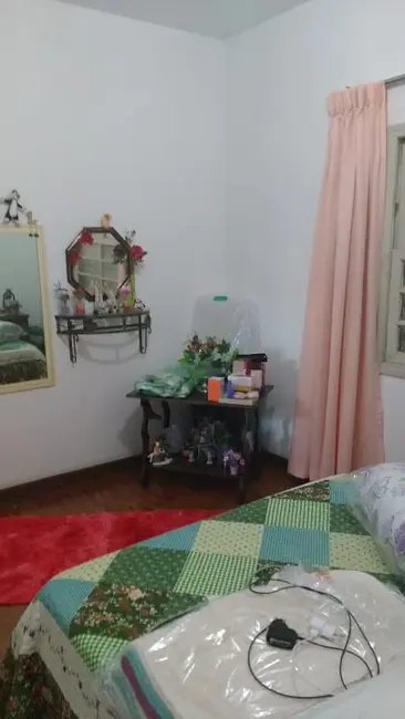 Foto 4 de Casa com 3 quartos à venda, 120m2 em Parque São Domingos, Pindamonhangaba - SP