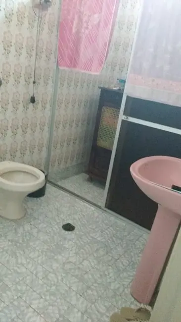 Foto 5 de Casa com 3 quartos à venda, 120m2 em Parque São Domingos, Pindamonhangaba - SP