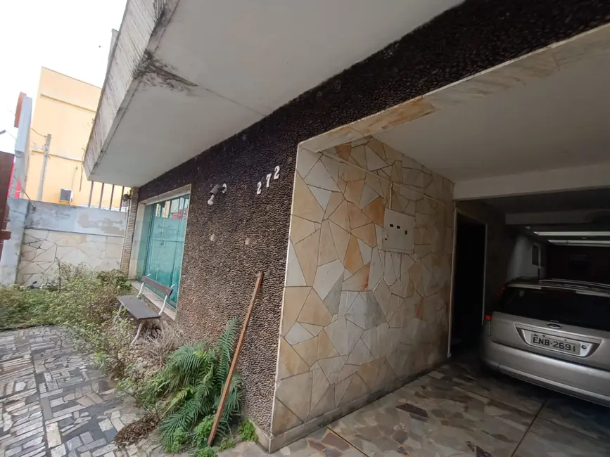 Foto 3 de Casa à venda e para alugar, 321m2 em Centro, Pindamonhangaba - SP