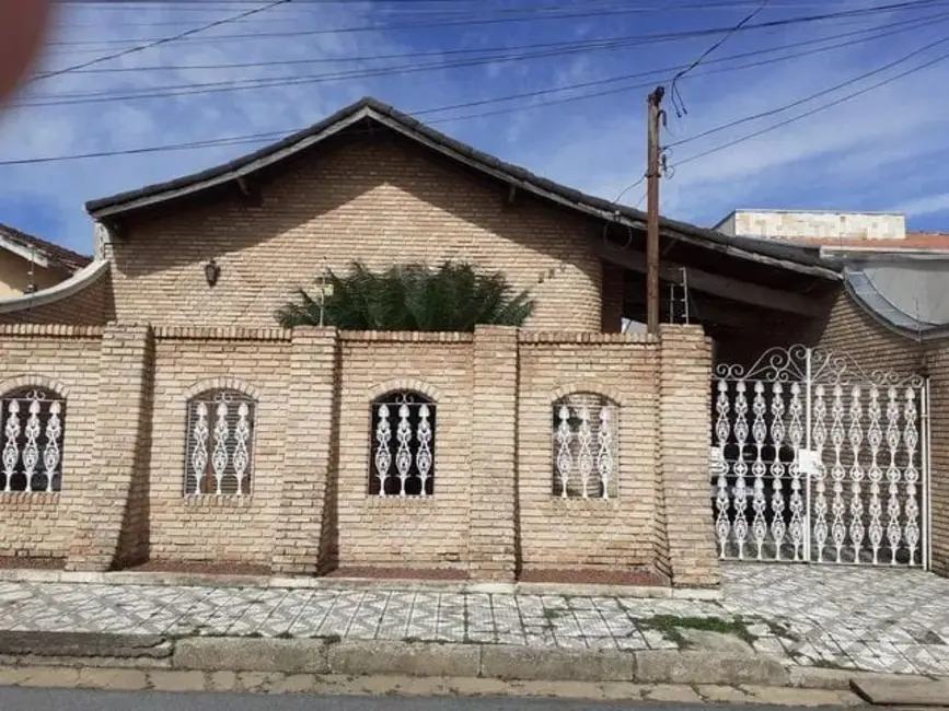 Foto 4 de Casa com 4 quartos à venda, 185m2 em Jardim Independência, Taubate - SP