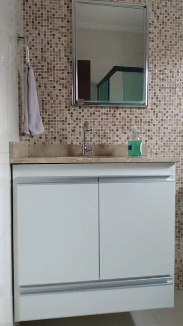 Foto 5 de Casa com 4 quartos à venda, 103m2 em Parque São Cristóvão, Taubate - SP