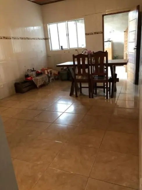 Foto 3 de Casa com 2 quartos à venda em Pindamonhangaba - SP