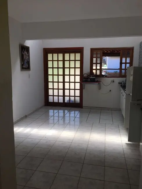 Foto 4 de Casa de Condomínio com 3 quartos à venda, 300m2 em Borba, Pindamonhangaba - SP