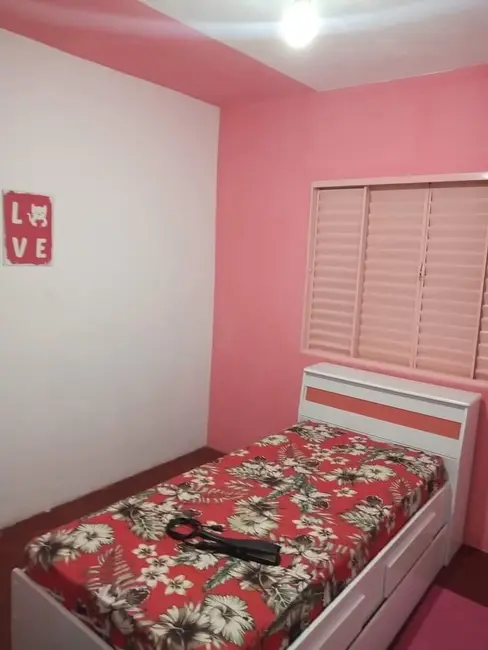 Foto 8 de Casa com 2 quartos à venda, 80m2 em Jardim Eloyna, Pindamonhangaba - SP