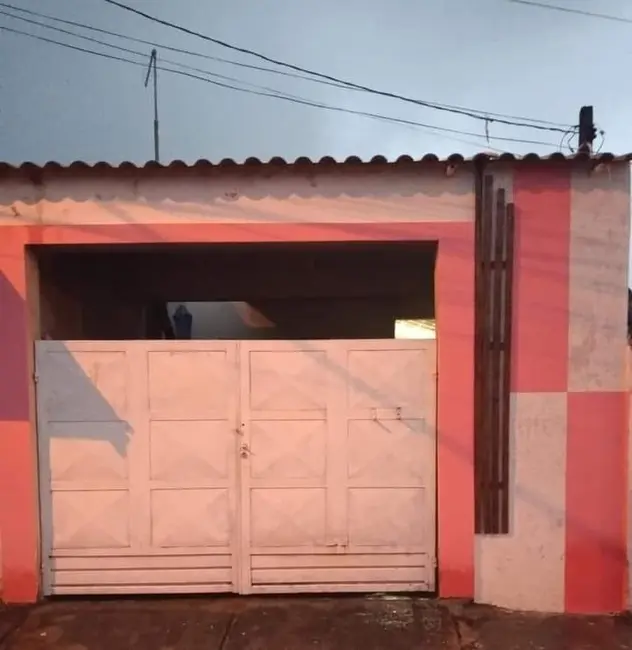 Foto 1 de Casa com 2 quartos à venda, 80m2 em Jardim Eloyna, Pindamonhangaba - SP