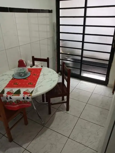 Foto 7 de Casa com 2 quartos à venda, 80m2 em Jardim Eloyna, Pindamonhangaba - SP