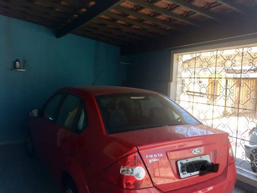 Foto 4 de Casa com 3 quartos à venda, 200m2 em Jardim Maria Augusta, Taubate - SP