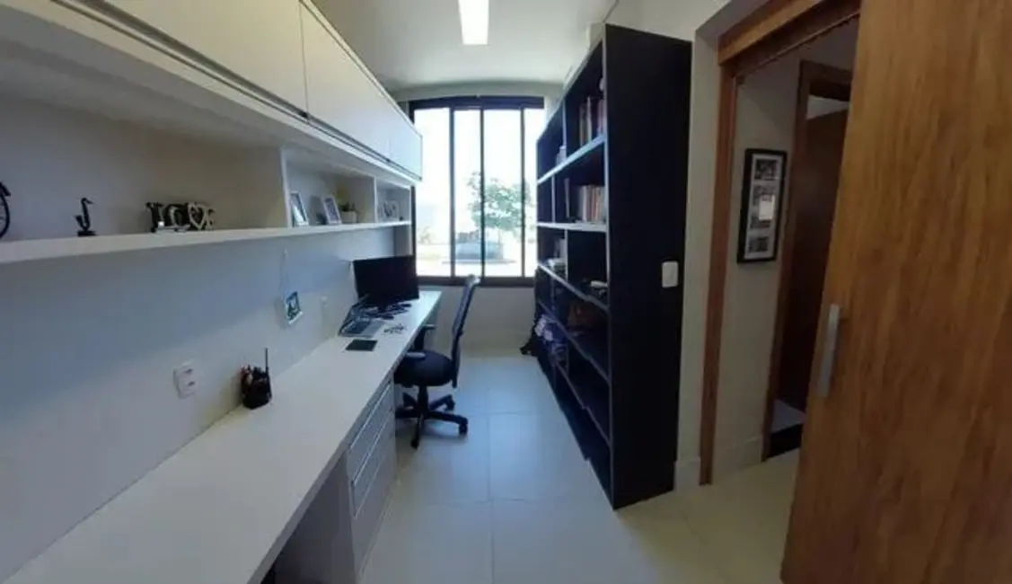 Foto 5 de Casa de Condomínio com 3 quartos à venda, 282m2 em Bairro do Grama, Cacapava - SP