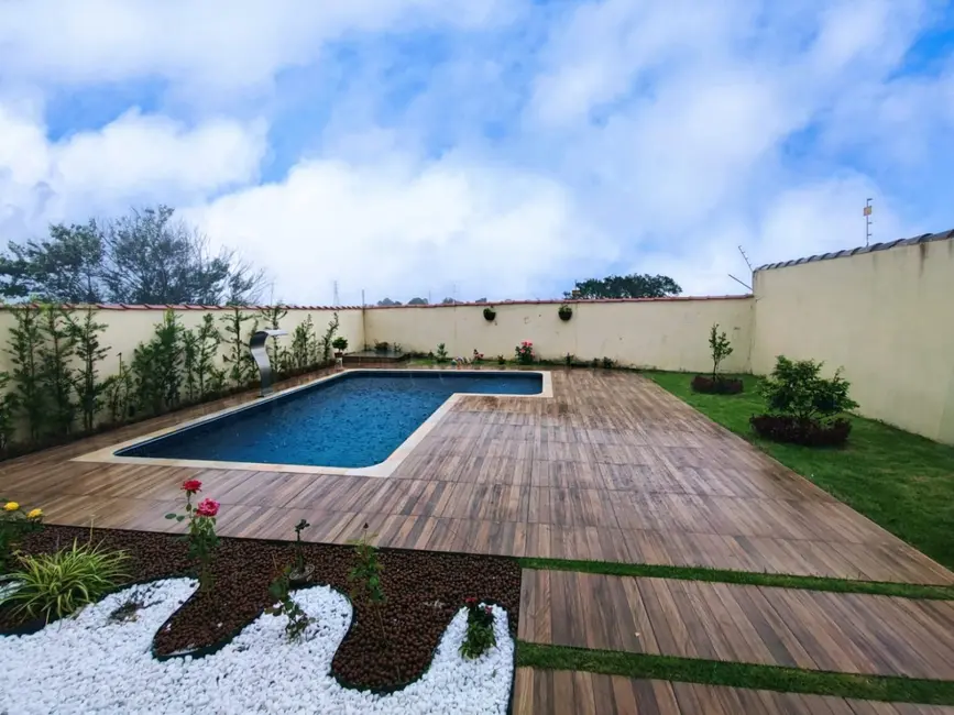 Foto 3 de Casa com 3 quartos à venda, 70m2 em Residencial e Comercial Cidade Jardim, Pindamonhangaba - SP