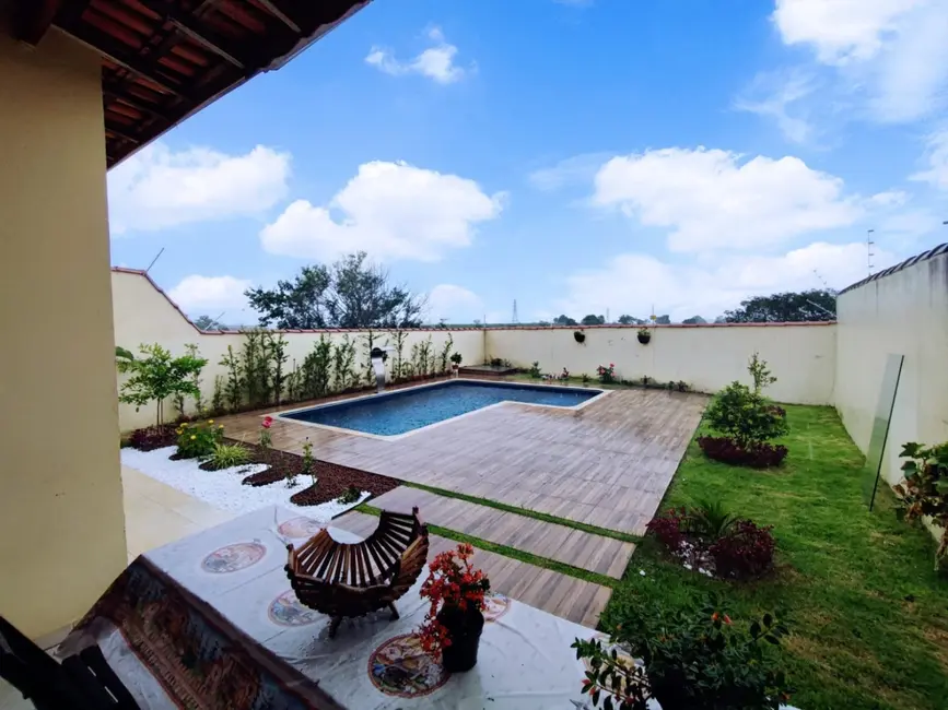 Casa com 3 quartos à venda, 70m2 em Residencial e Comercial Cidade Jardim, Pindamonhangaba - SP - imagem 2 Foto 2 de Casa com 3 quartos à venda, 70m2 em Residencial e Comercial Cidade Jardim, Pindamonhangaba - SP