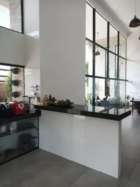 Casa de Condomínio com 4 quartos à venda, 250m2 em Ubatuba - SP - imagem 7 Foto 7 de Casa de Condomínio com 4 quartos à venda, 250m2 em Ubatuba - SP