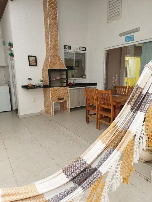 Foto 7 de Casa à venda, 184m2 em São Gonçalo, Taubate - SP