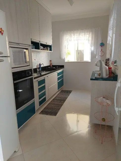 Foto 4 de Casa à venda, 184m2 em São Gonçalo, Taubate - SP