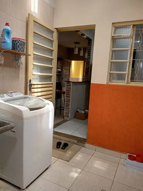 Foto 6 de Casa com 2 quartos à venda, 180m2 em Residencial San Marino, Taubate - SP