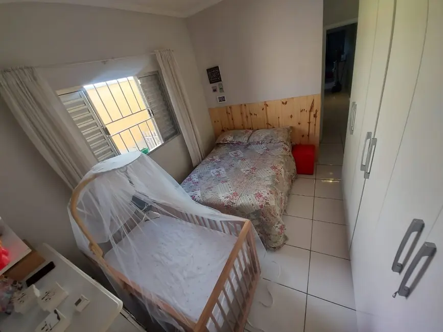 Foto 8 de Casa com 2 quartos à venda, 125m2 em Pindamonhangaba - SP