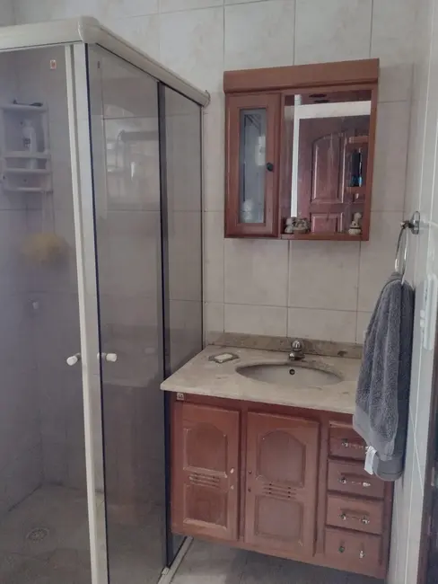 Foto 4 de Sobrado com 4 quartos à venda, 230m2 em Parque Senhor do Bonfim, Taubate - SP