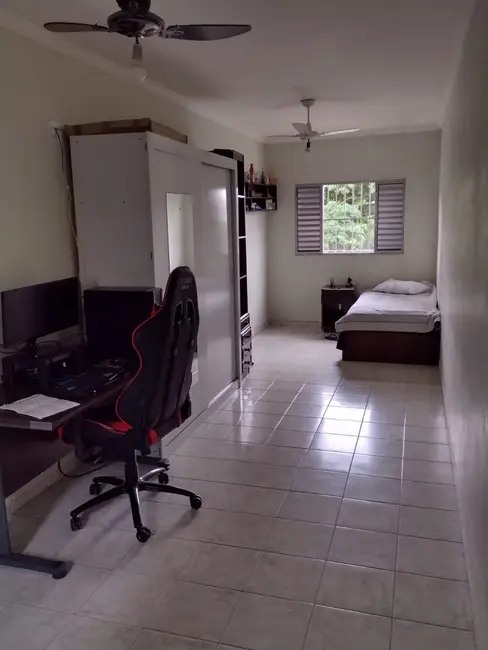 Foto 6 de Sobrado com 4 quartos à venda, 230m2 em Parque Senhor do Bonfim, Taubate - SP