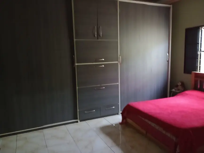 Foto 2 de Casa com 3 quartos à venda em Residencial Novo Horizonte, Taubate - SP