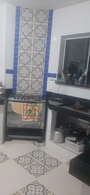 Foto 5 de Sobrado com 5 quartos à venda, 230m2 em Vila São Geraldo, Taubate - SP
