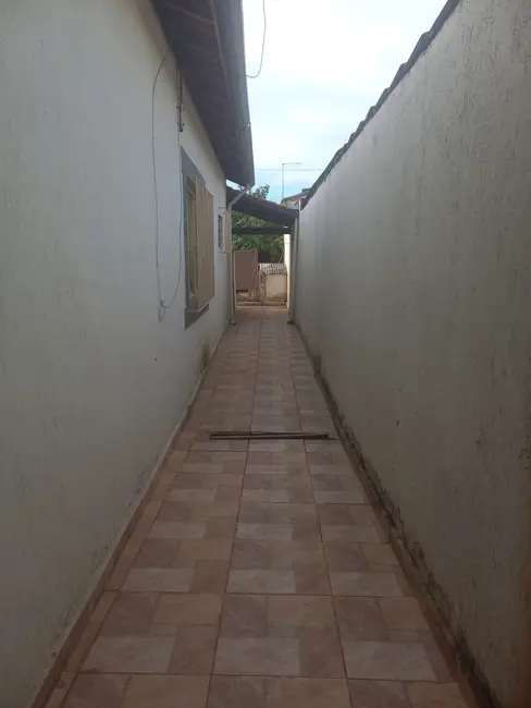 Foto 5 de Casa com 2 quartos à venda em Conjunto Residencial Araretama, Pindamonhangaba - SP