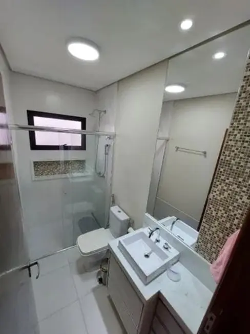 Foto 6 de Casa de Condomínio com 3 quartos à venda em Parque São Cristóvão, Taubate - SP