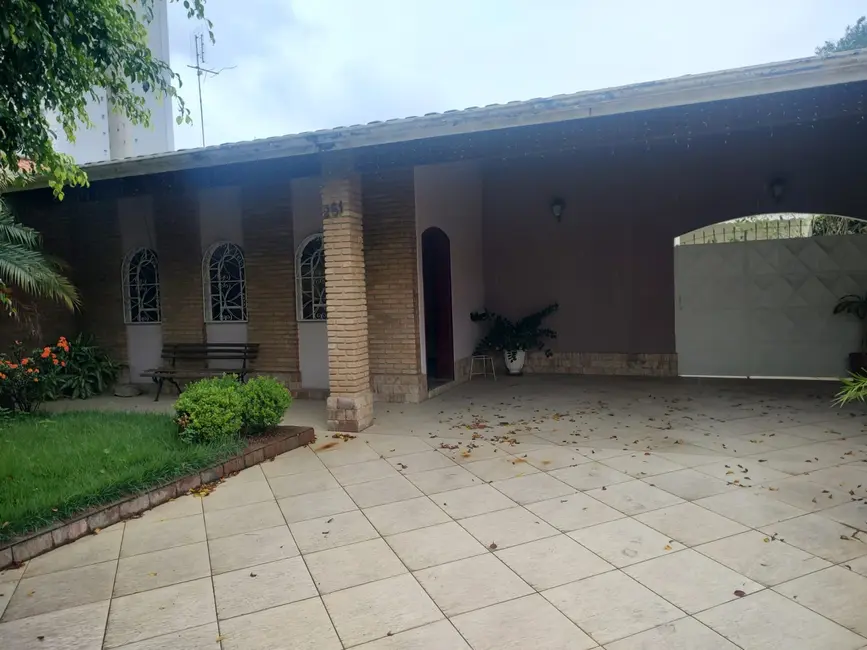 Foto 5 de Casa de Condomínio com 4 quartos à venda, 260m2 em Taubate - SP