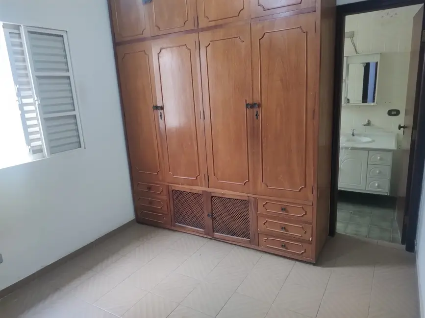 Foto 8 de Casa de Condomínio com 4 quartos à venda, 260m2 em Taubate - SP