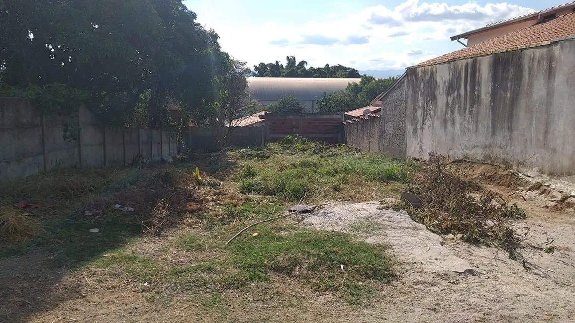 Foto 4 de Casa à venda, 250m2 em Jardim Eloyna, Pindamonhangaba - SP