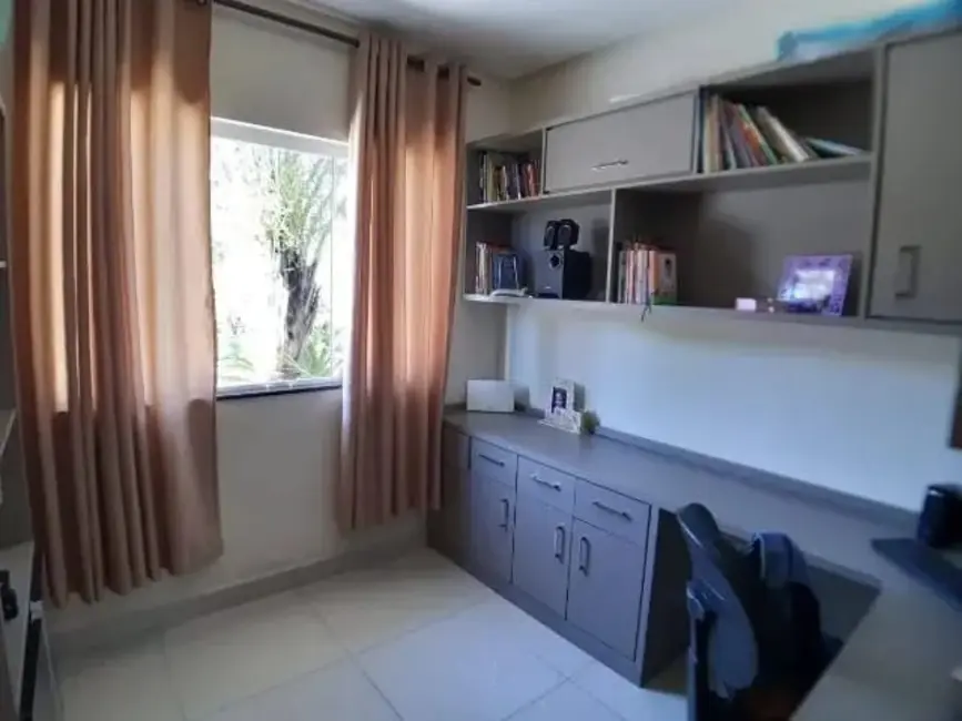 Foto 9 de Casa de Condomínio com 3 quartos à venda, 217m2 em Tremembe - SP