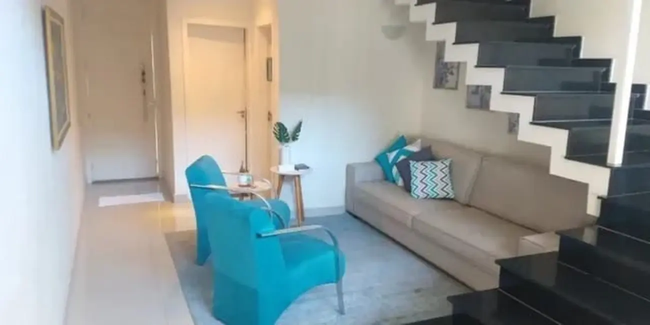 Foto 2 de Casa de Condomínio com 3 quartos à venda, 217m2 em Tremembe - SP
