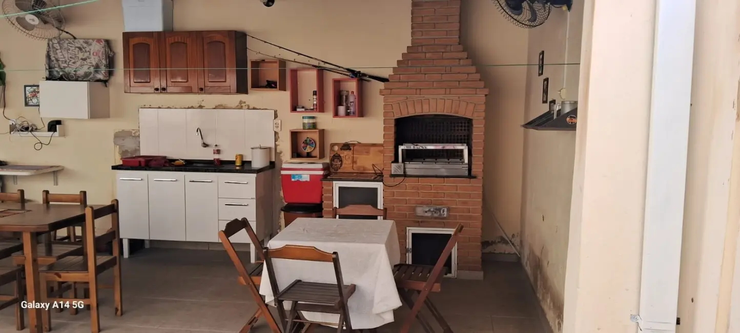 Foto 1 de Casa com 3 quartos à venda, 217m2 em Santana, Pindamonhangaba - SP