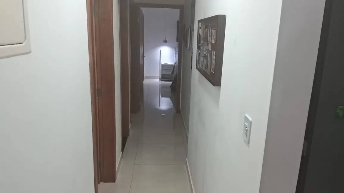 Foto 2 de Casa com 3 quartos à venda, 217m2 em Santana, Pindamonhangaba - SP