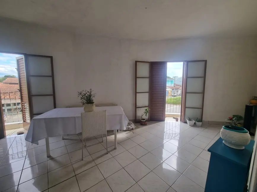 Foto 7 de Sobrado com 5 quartos à venda, 171m2 em Jardim Esperança, Guaratingueta - SP