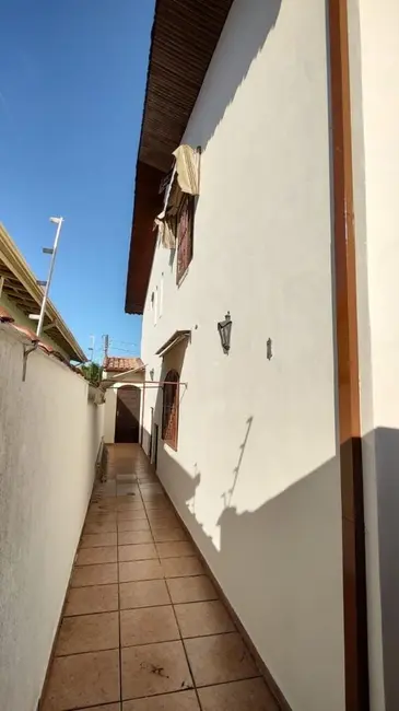 Foto 1 de Casa com 3 quartos à venda, 130m2 em Vila São Geraldo, Taubate - SP