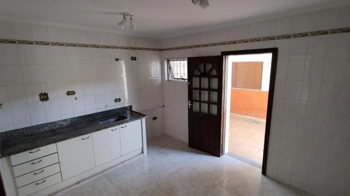 Foto 5 de Casa com 3 quartos à venda, 130m2 em Vila São Geraldo, Taubate - SP