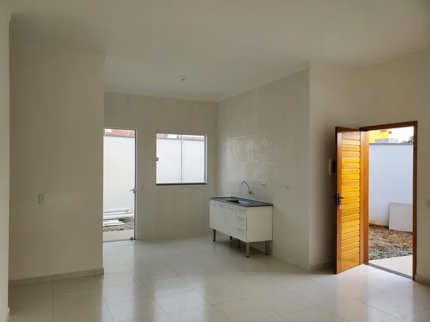 Foto 5 de Casa com 3 quartos à venda, 85m2 em Vista Alegre, Taubate - SP