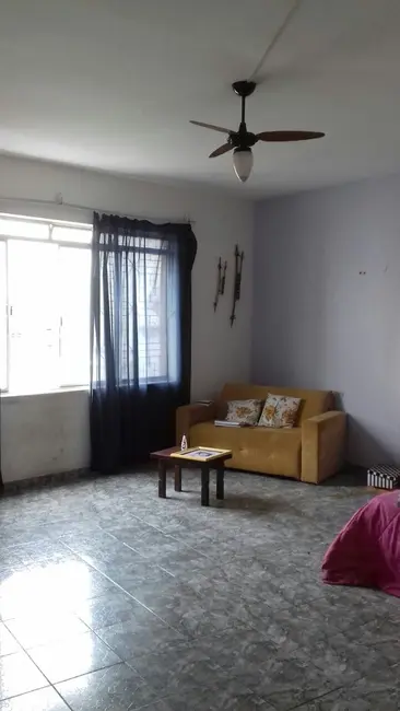 Sobrado com 4 quartos à venda, 272m2 em Centro, Aparecida - SP - imagem 6 Foto 6 de Sobrado com 4 quartos à venda, 272m2 em Centro, Aparecida - SP