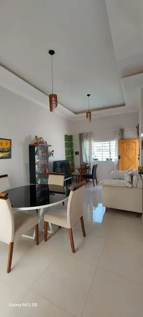 Foto 1 de Casa com 3 quartos à venda, 80m2 em Pindamonhangaba - SP