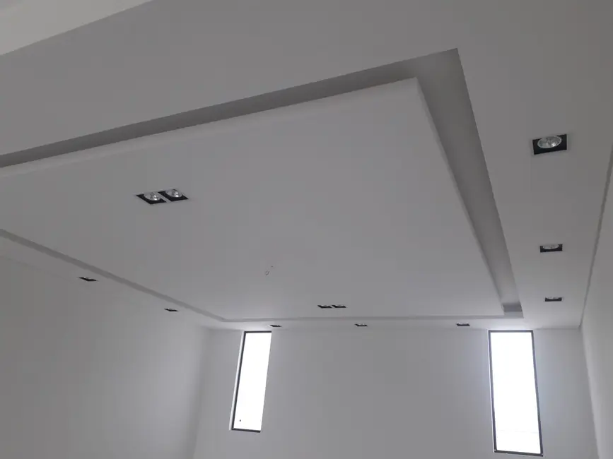 Foto 4 de Sobrado com 3 quartos à venda, 204m2 em Tremembe - SP